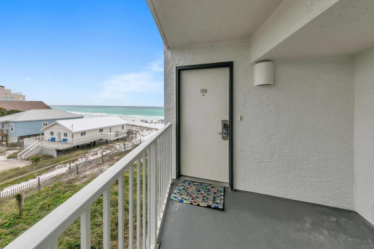 Mainsail 131 - Beachfront 2Br With Free Seasonal Beach Service Destin Exterior photo